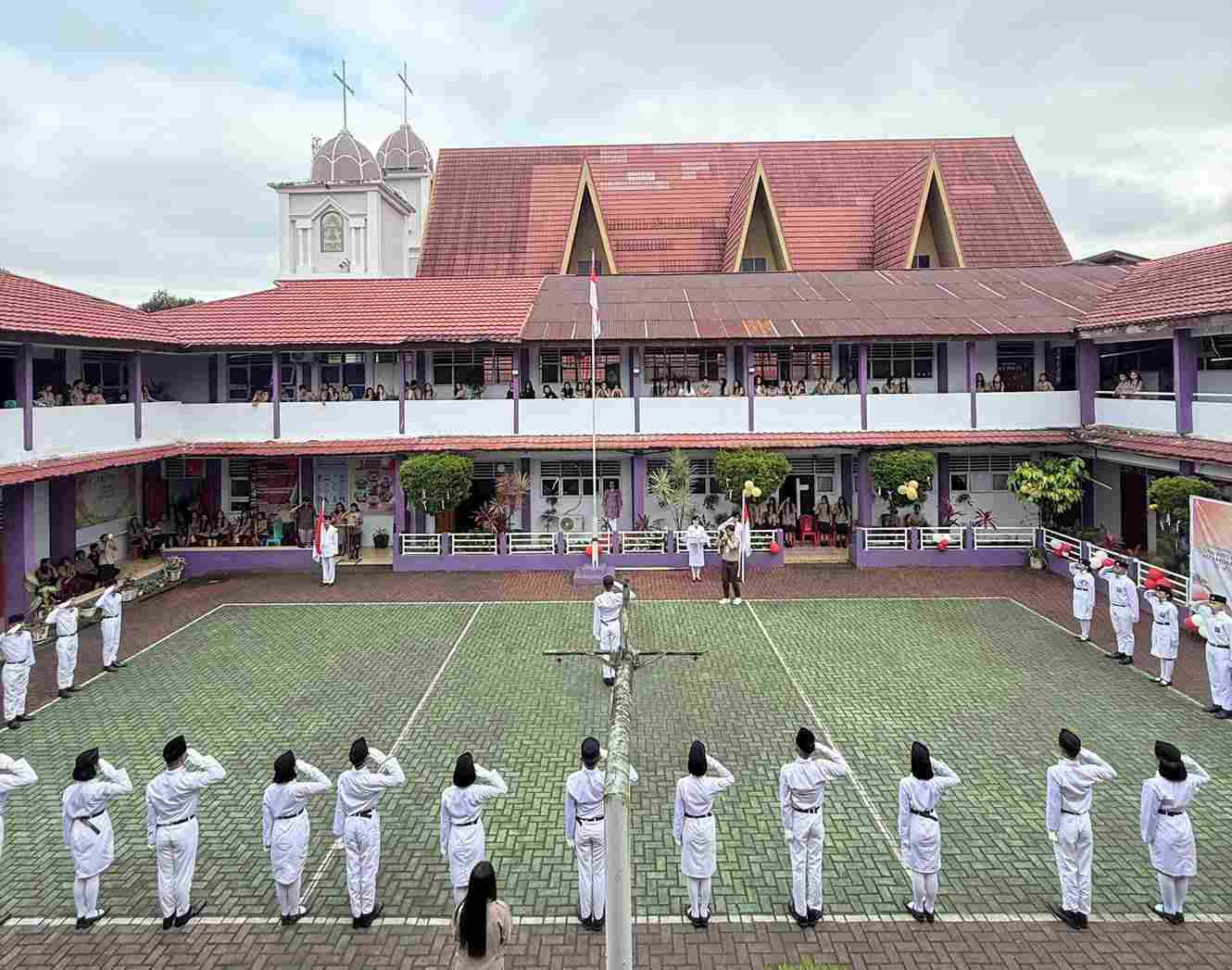 Pengukuhan Paskibra SMA Kristen Kotamobagu Masa Bakti 2025-2026: Langkah Awal Semangat Mengawal Upacara Kemerdekaan